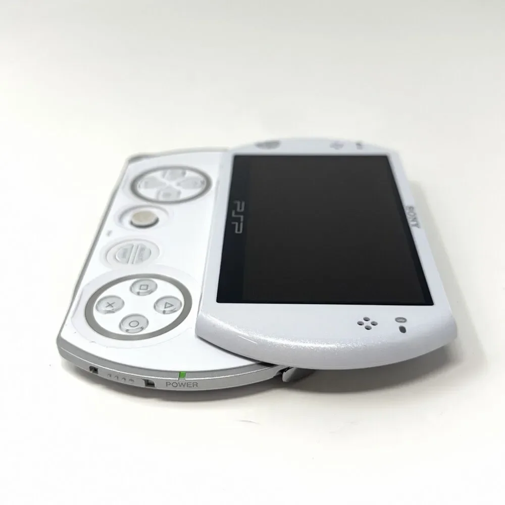 Sony PSP-N1000 PSP Go Piano White Handheld Console Charger Included Tested